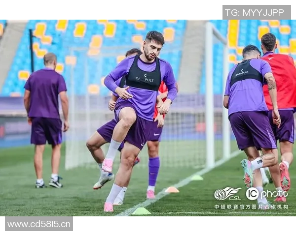 虎扑足球频道：中超联赛专题与热门讨论